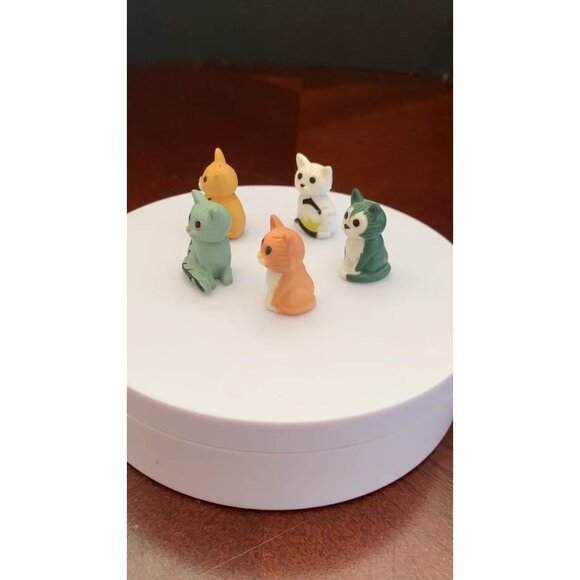 Set of 5 Miniature 1” Plastic Cats - Cute Collectible Figurines, Multicolored - Picture 2 of 7